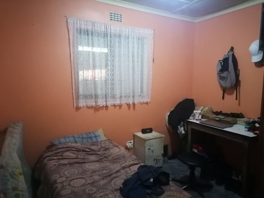 5 Bedroom Property for Sale in Delft South Western Cape